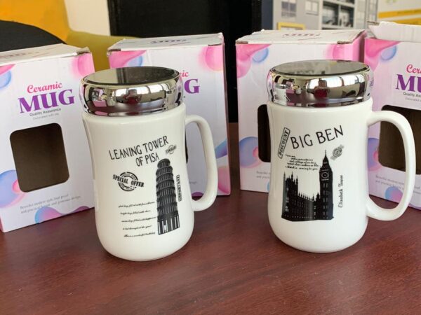 MUG DE PORCELANA MATE CON TAPA